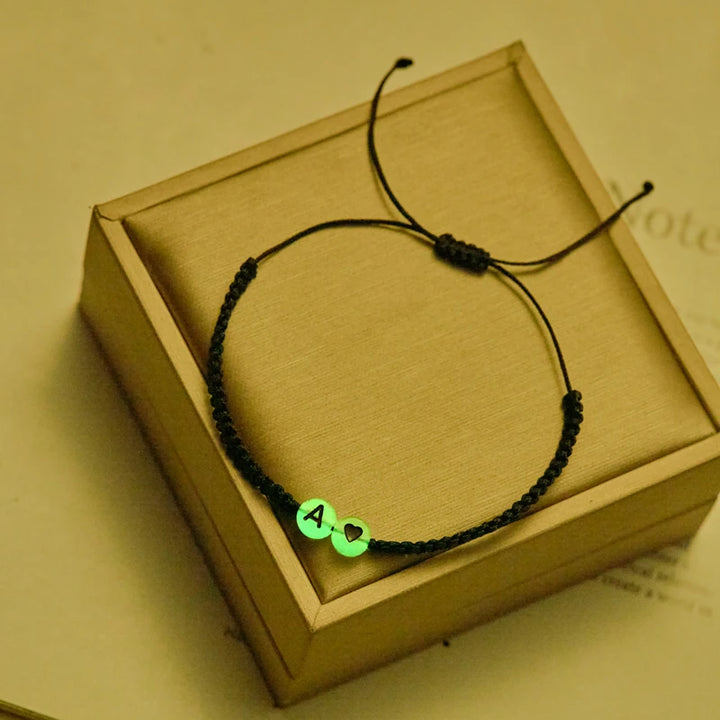 Luminous 26 Letter Initial Heart Bracelet Handmade A-Z Name Braided Bracelet for Women Men Matching Friend Infinite Love Jewelry